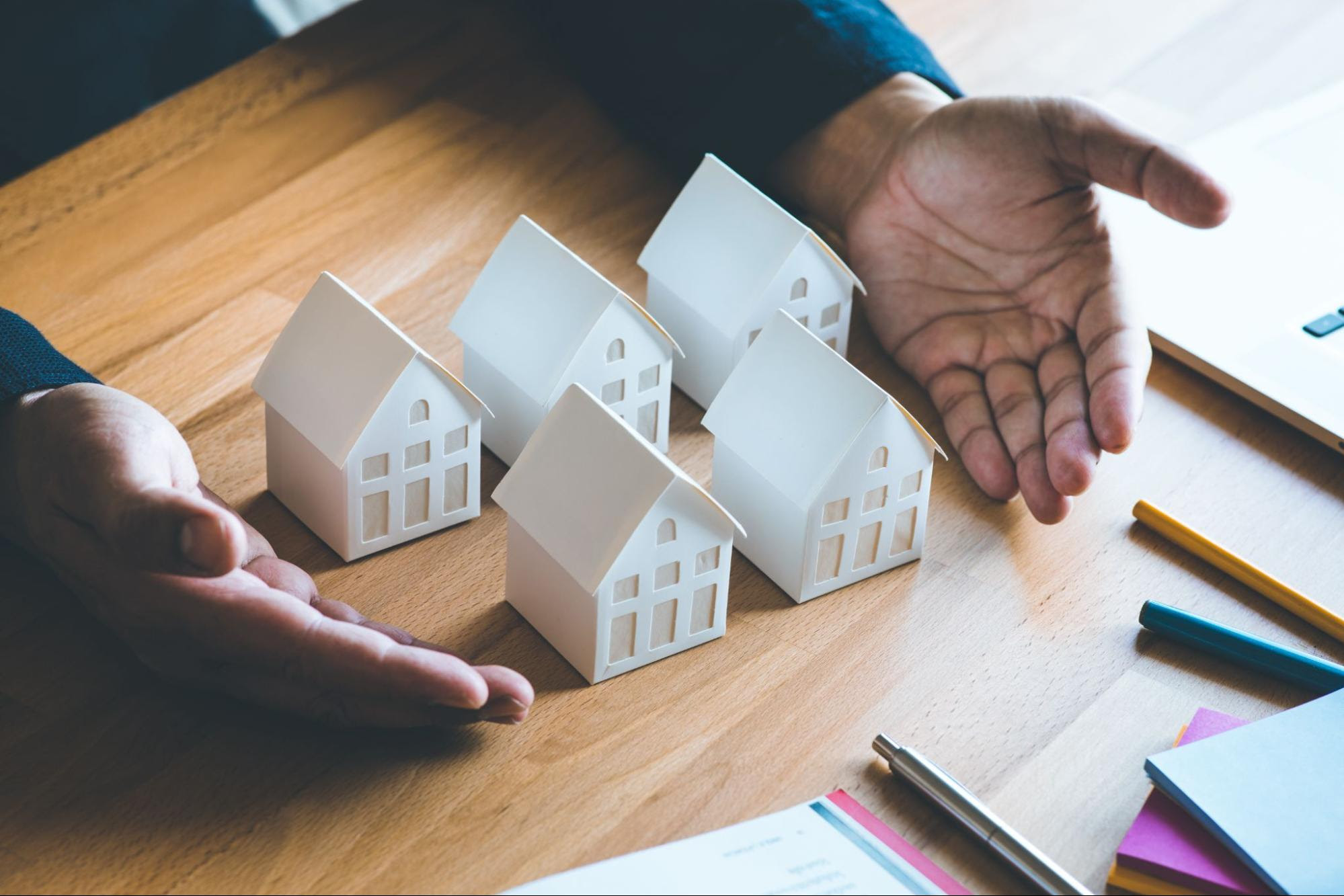 🏡 How to Build a Million-Dollar Real Estate Portfolio 💰 🏡 How to Build a Million-Dollar Real Estate Portfolio 💰